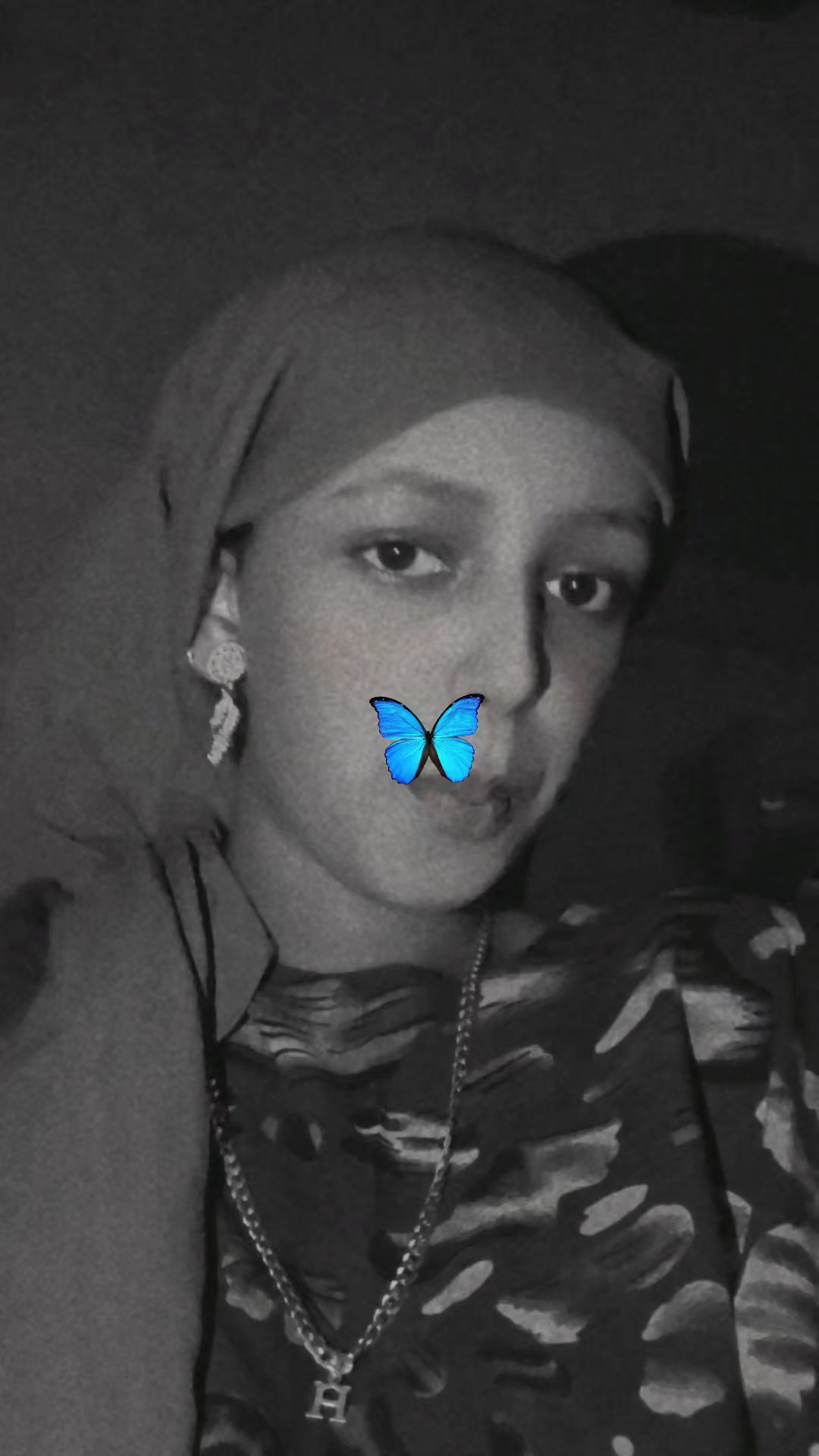@Hanii 🦋 ✌️