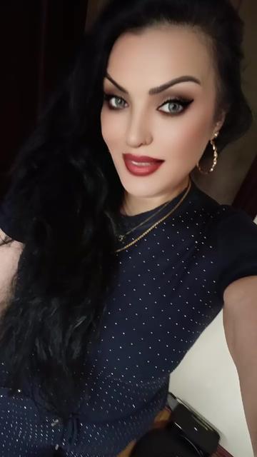 @_ASİ_MELEK ❤👑🧿_