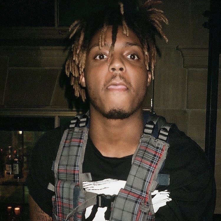 @🕸️