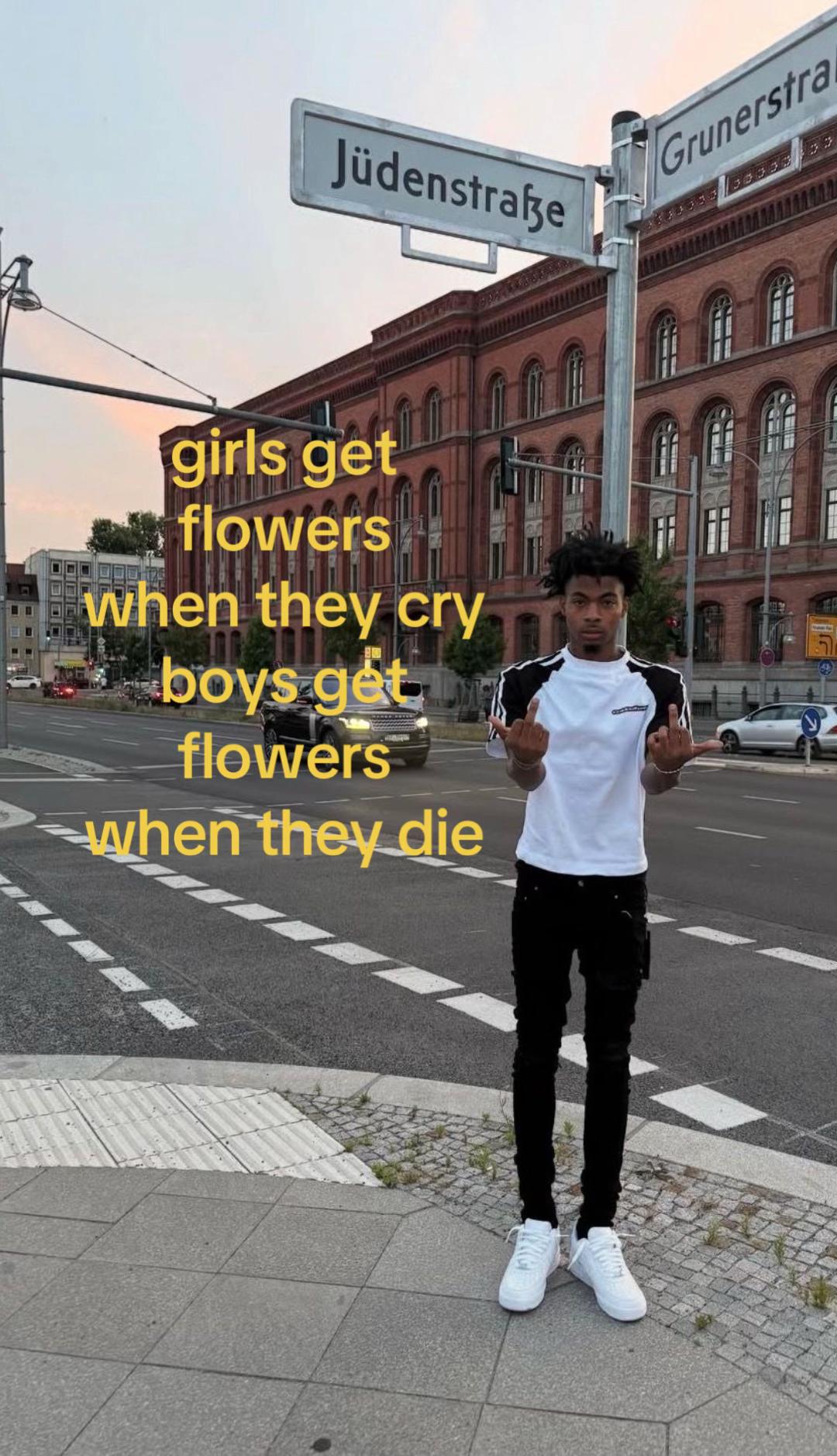 @KAPISZON