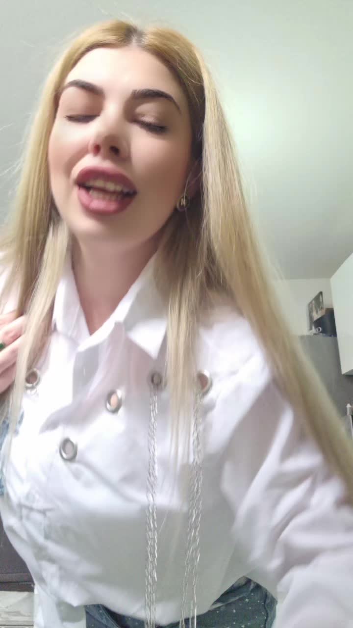 @Andreea Ant❤️