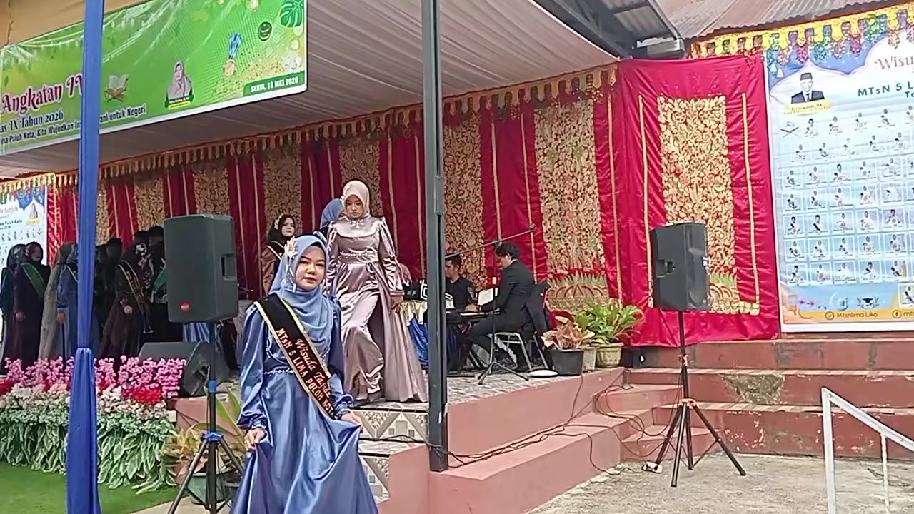 @ARUNIKA🌄