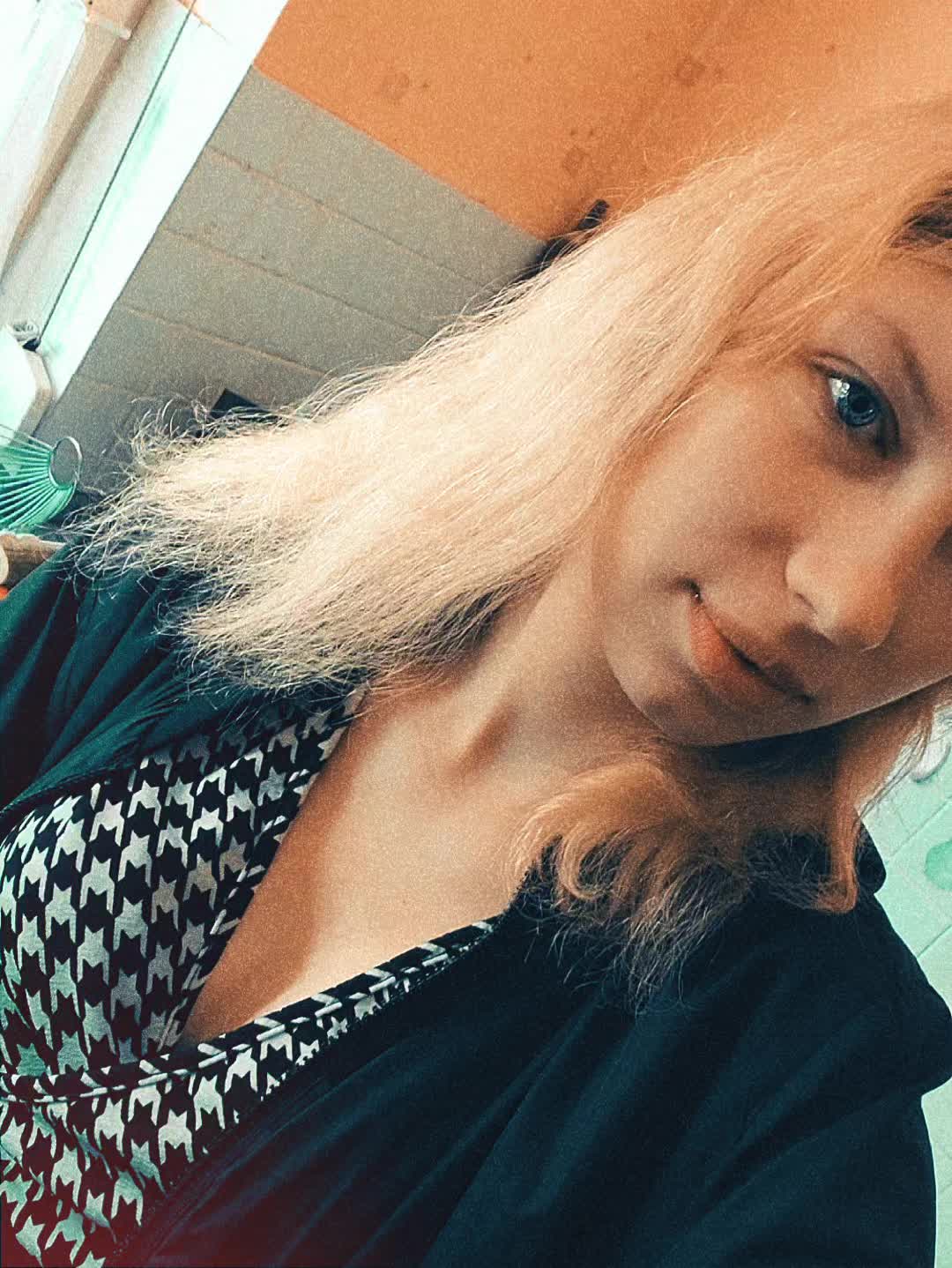 @❤Queen 🦖