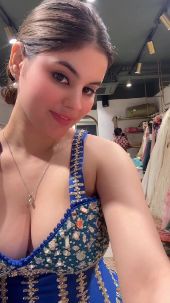 @Indian🇮🇳_Baddie🖤