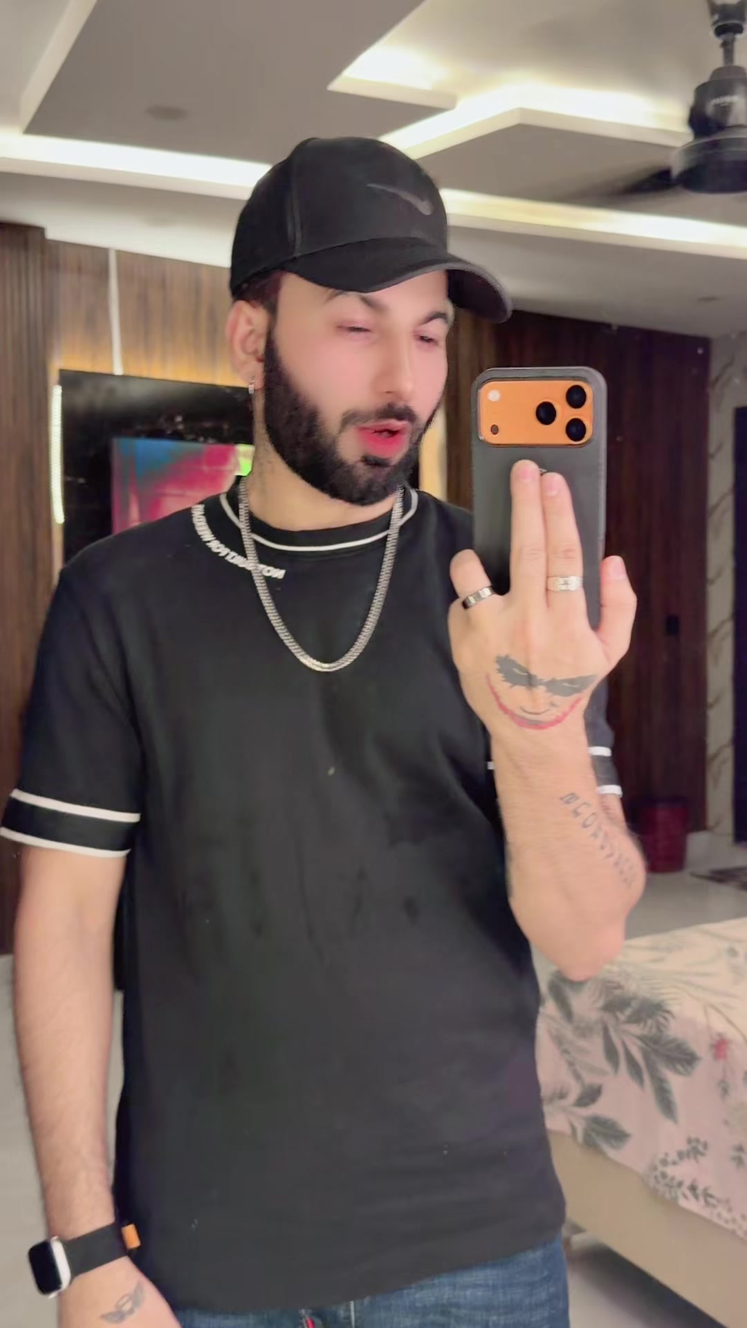 @Fam9t
