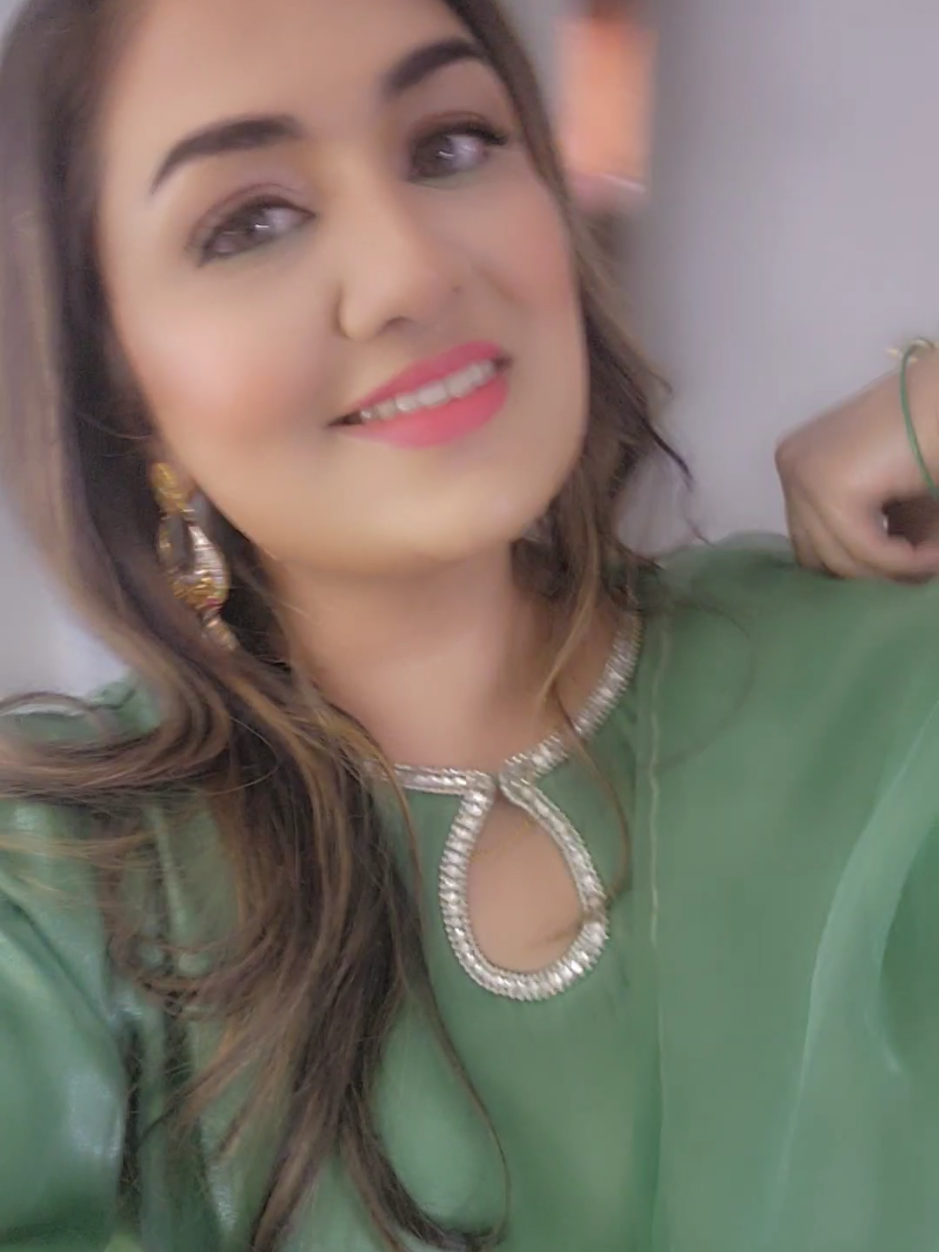 @Jiya🇨🇦