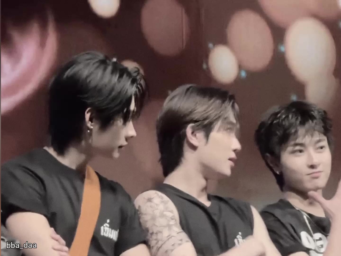 @eli ธีร์เวฟ `🍊