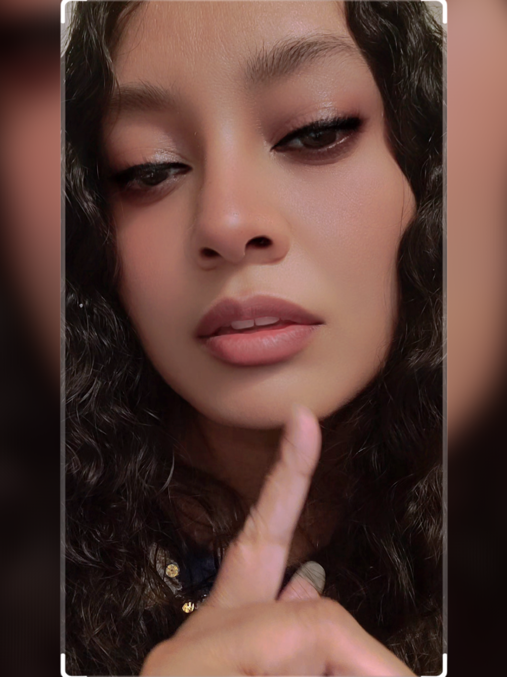 @nargis roshana siddique 💙🤍💯