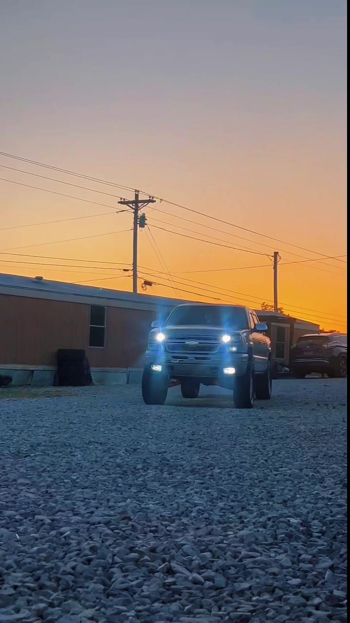 @Lowlow