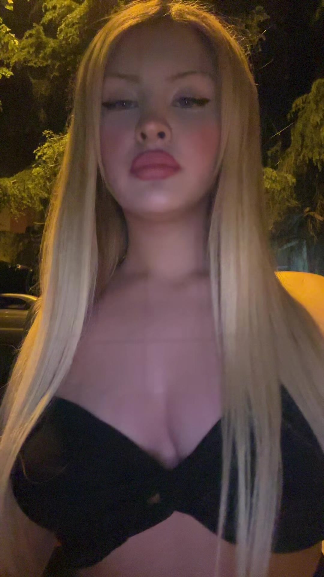 @👸🏼