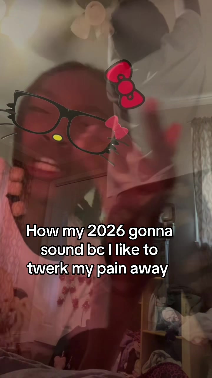 @Sheateandleftnocrumbsperiod567