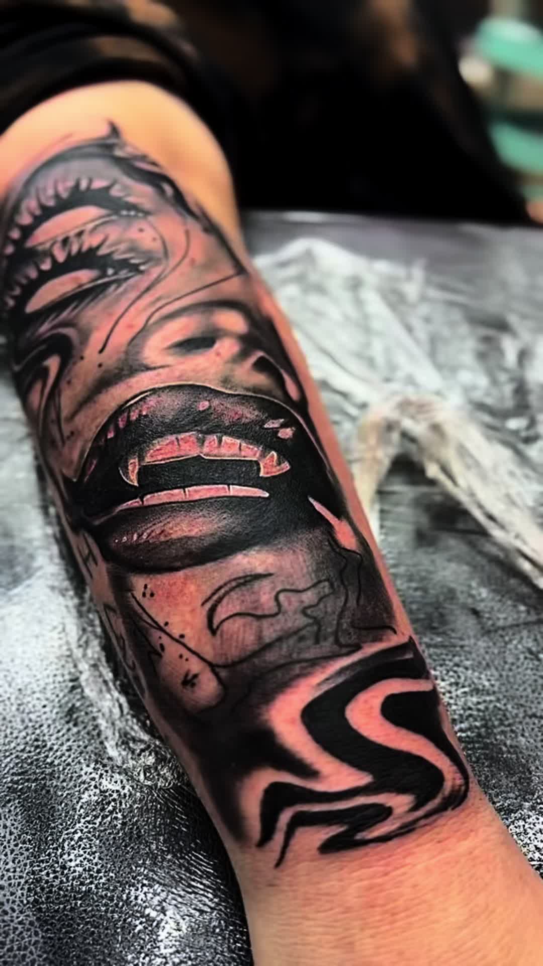 @Tattoo Extraordinaire