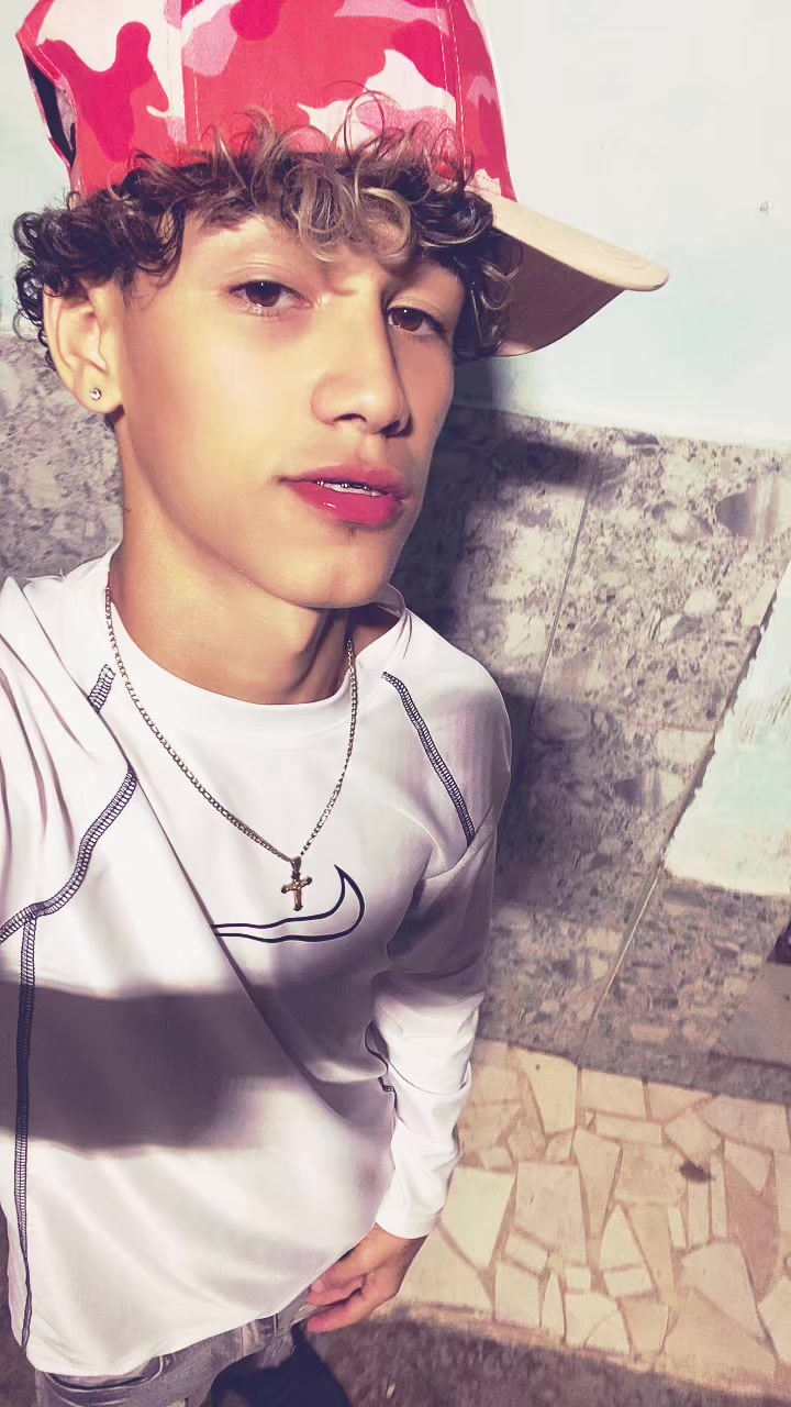 @May🐺.