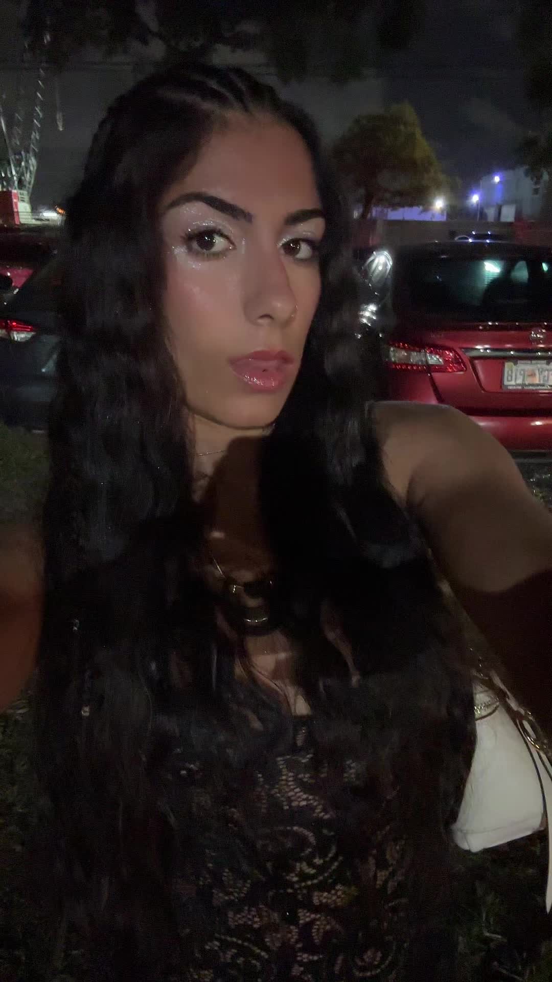 @holynwaiser