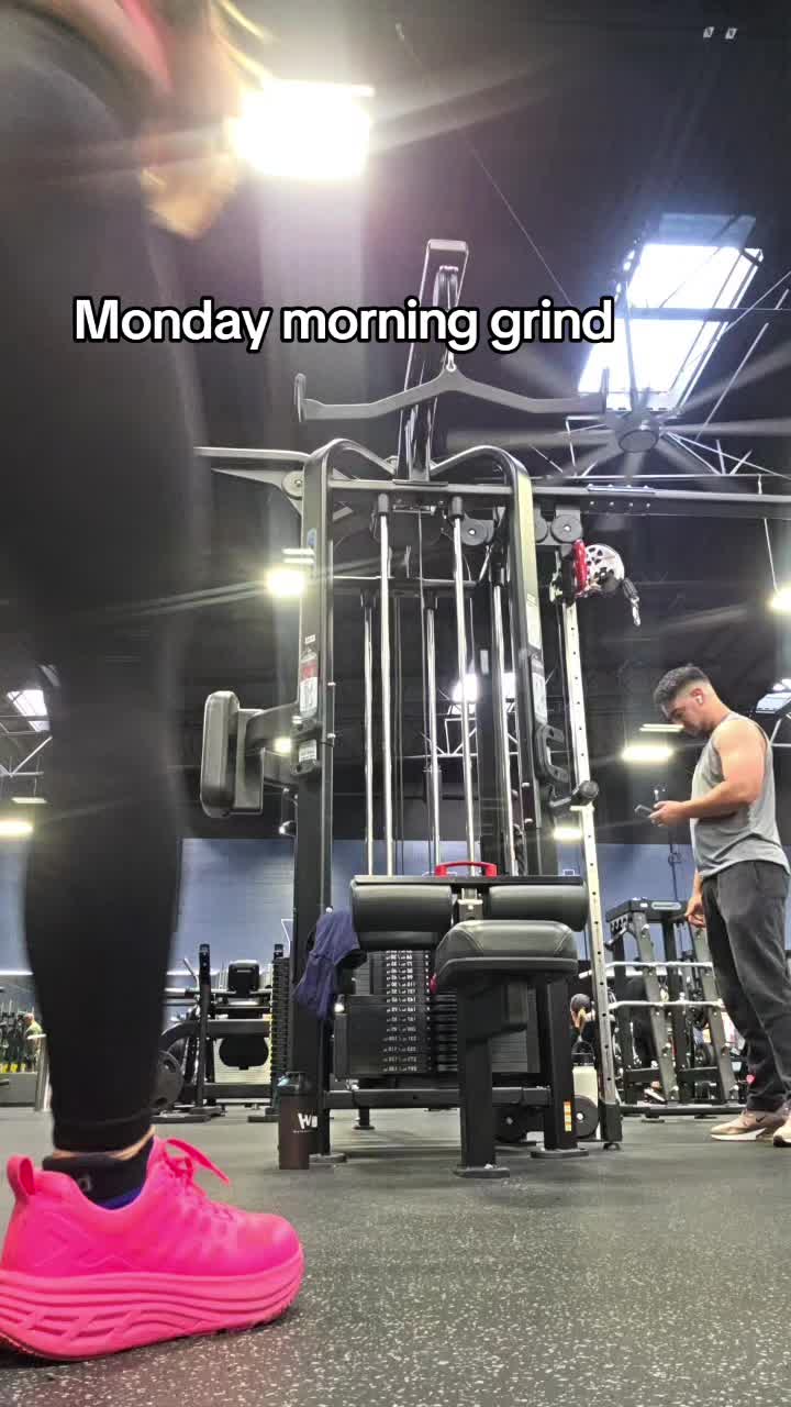 @👑CoachQueenVeeFit🇺🇲🇵🇭♐️🔥