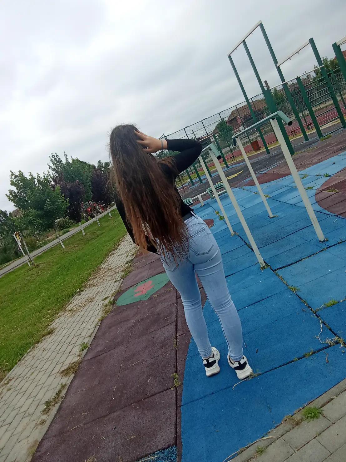 @🖤Zselyk:(