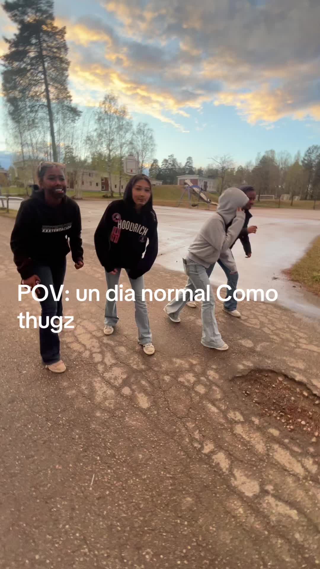@𝓢𝓪𝓫𝓪𝓲𝓷𝓪🏴&zwj;☠️