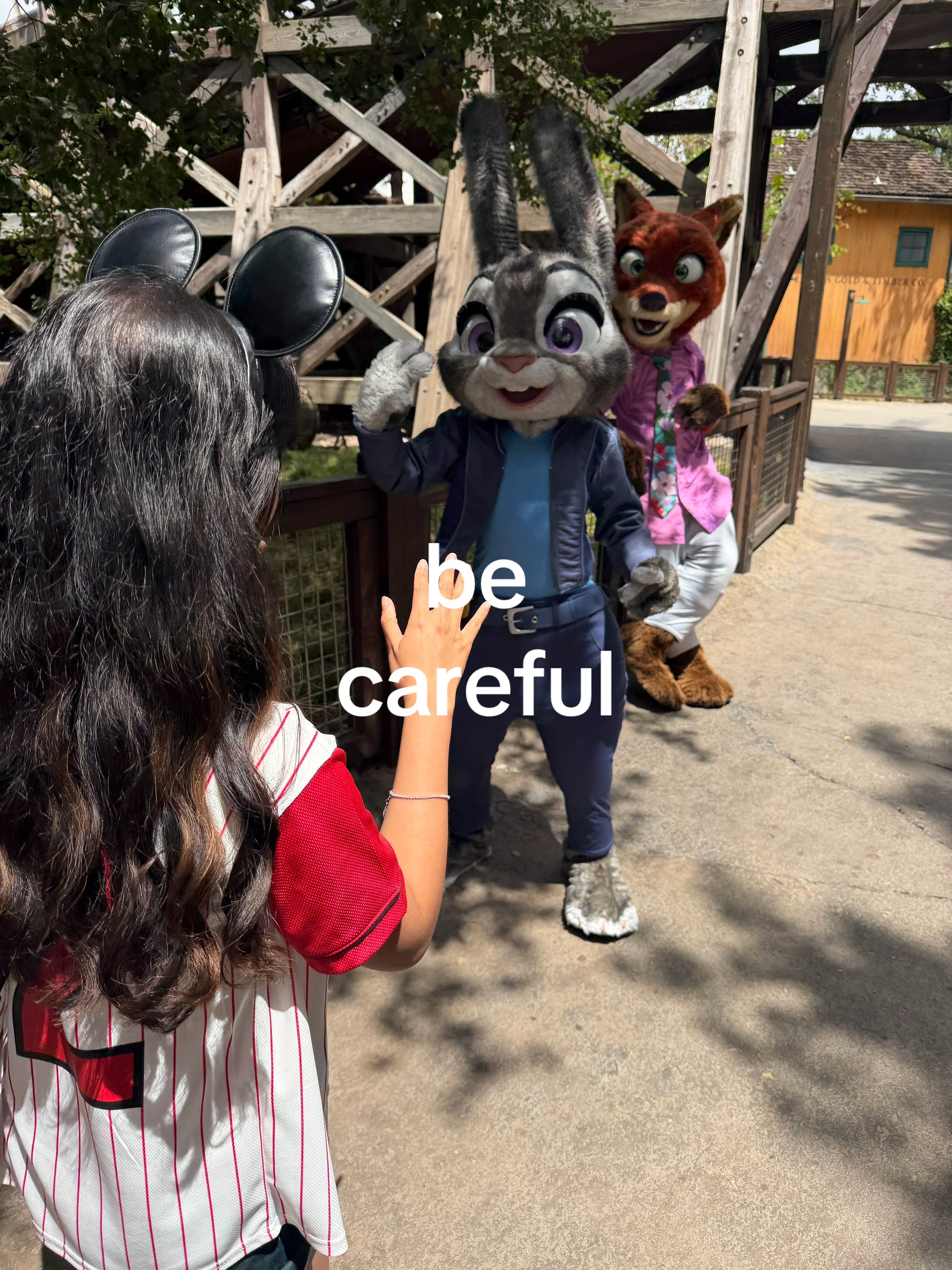 @leila