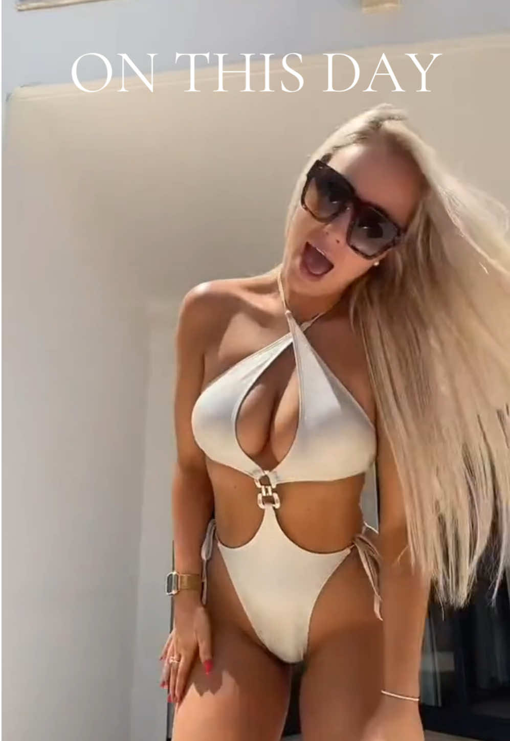 @Holly🏝️☀️