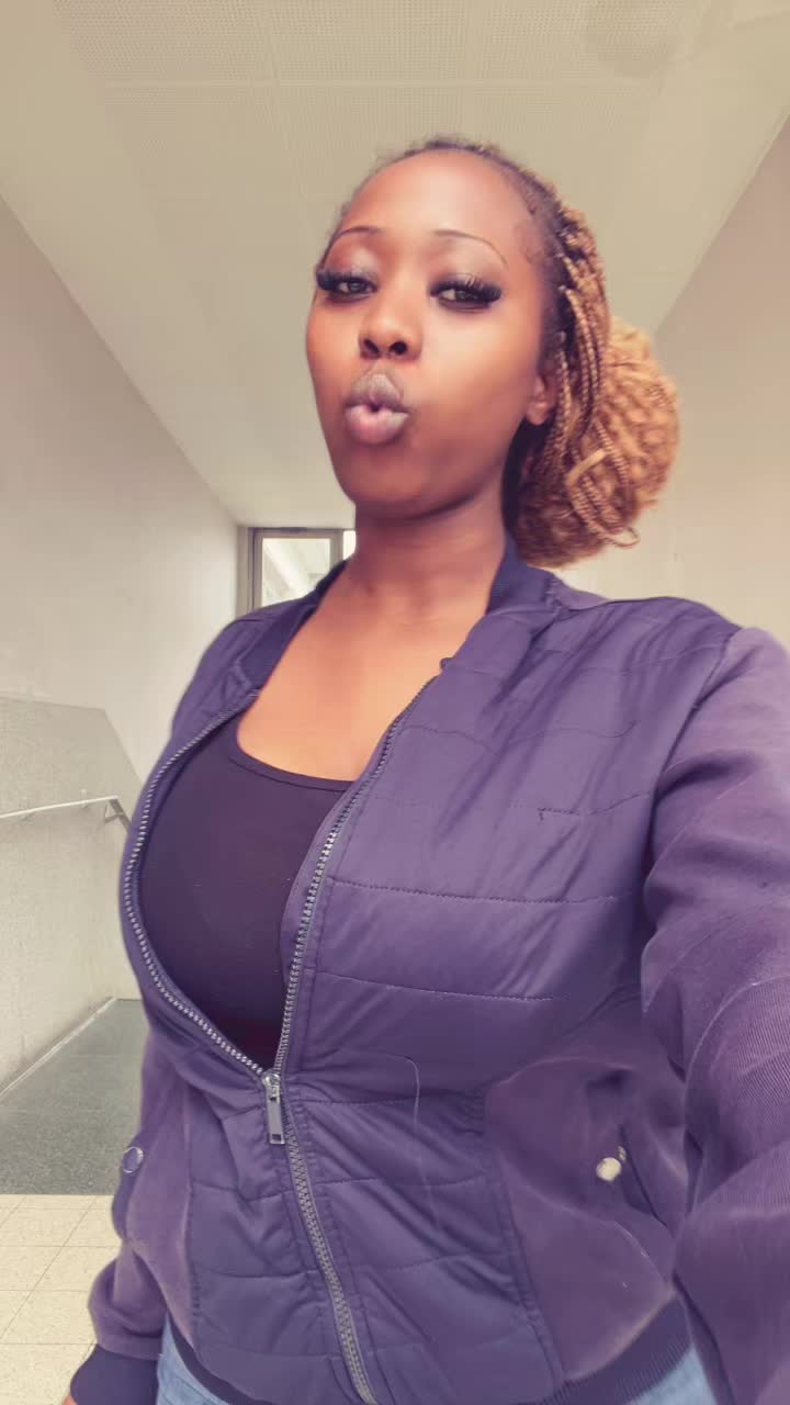 @alia🇧🇮M🇨🇩🤙🏾