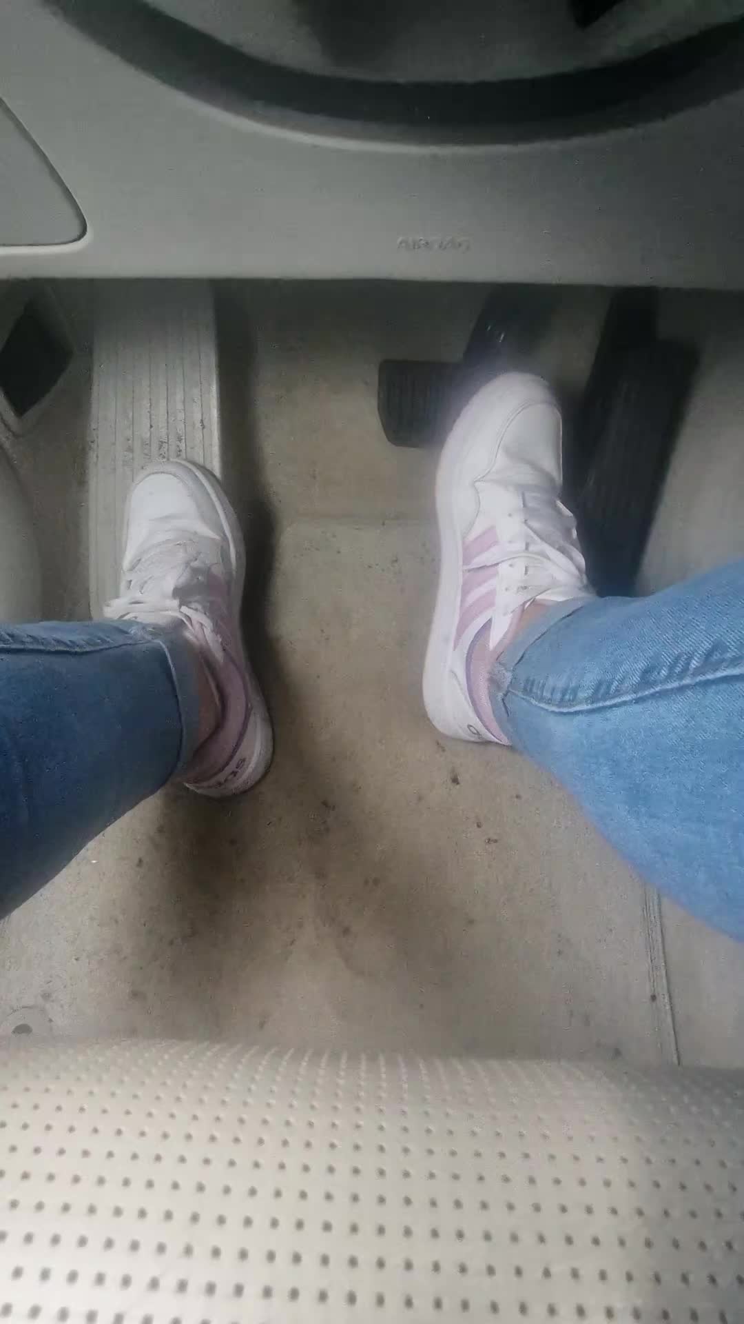 @Lovesocks