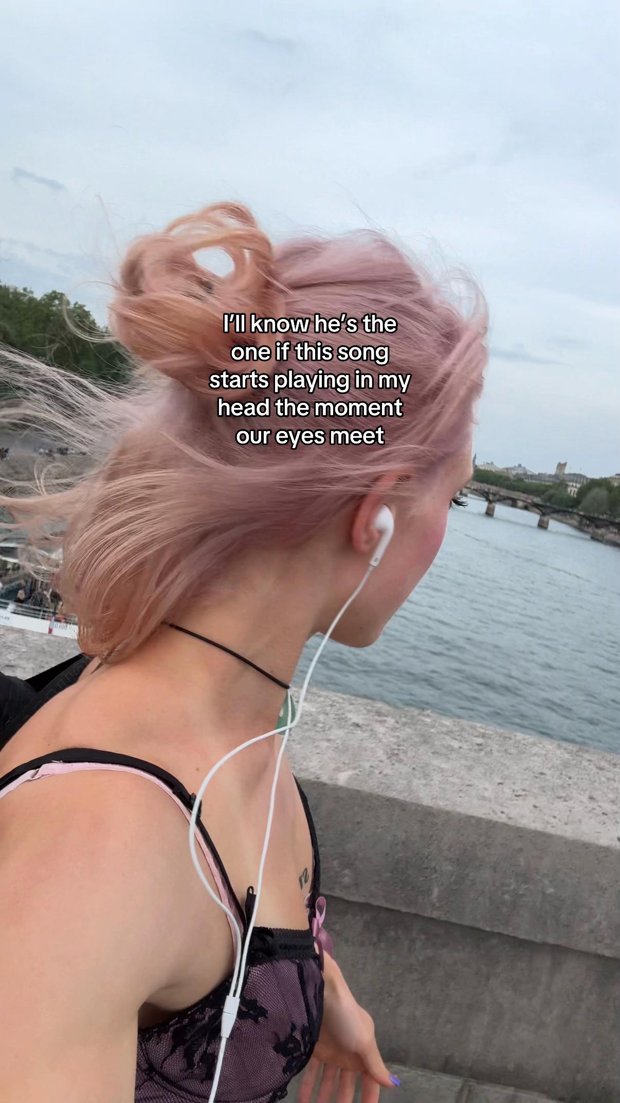 @avril