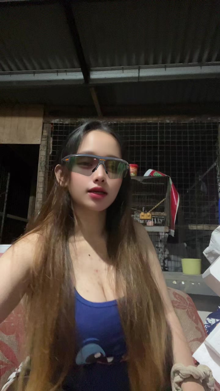 @Luna