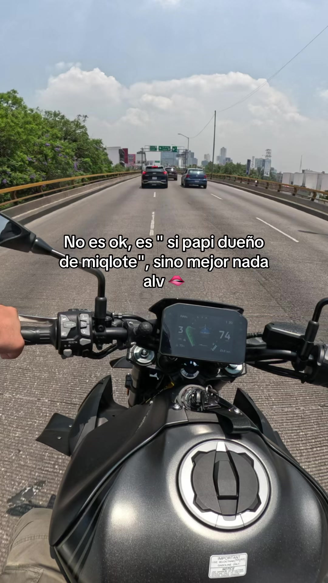 @Dan Bkr Vlog