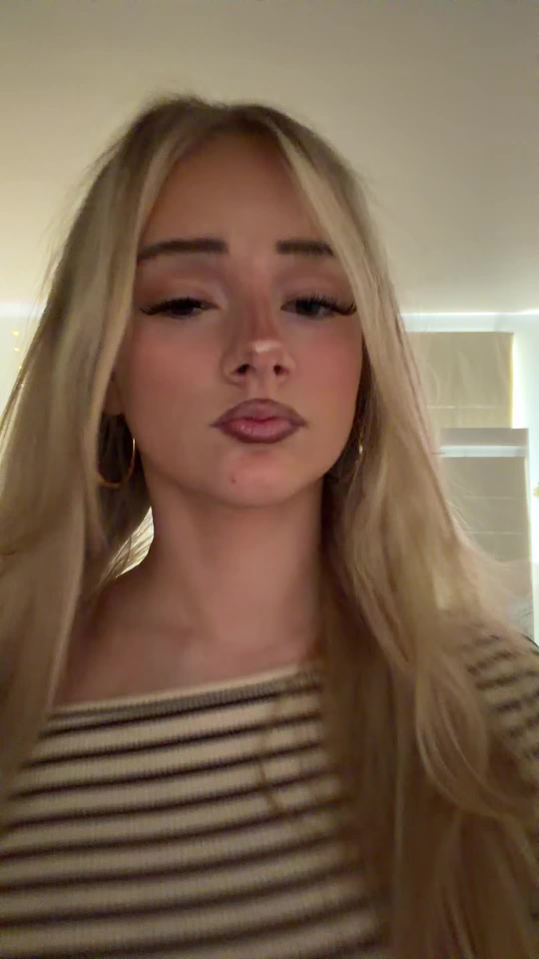 @annie ⭒˚.⋆