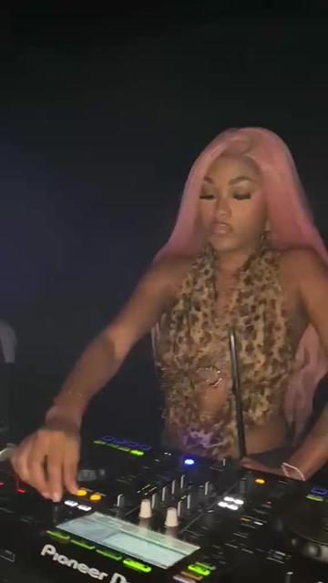 @𝓢𝓲𝓱𝓵𝓮.𝓜𝓬𝓾𝓫𝓮💋