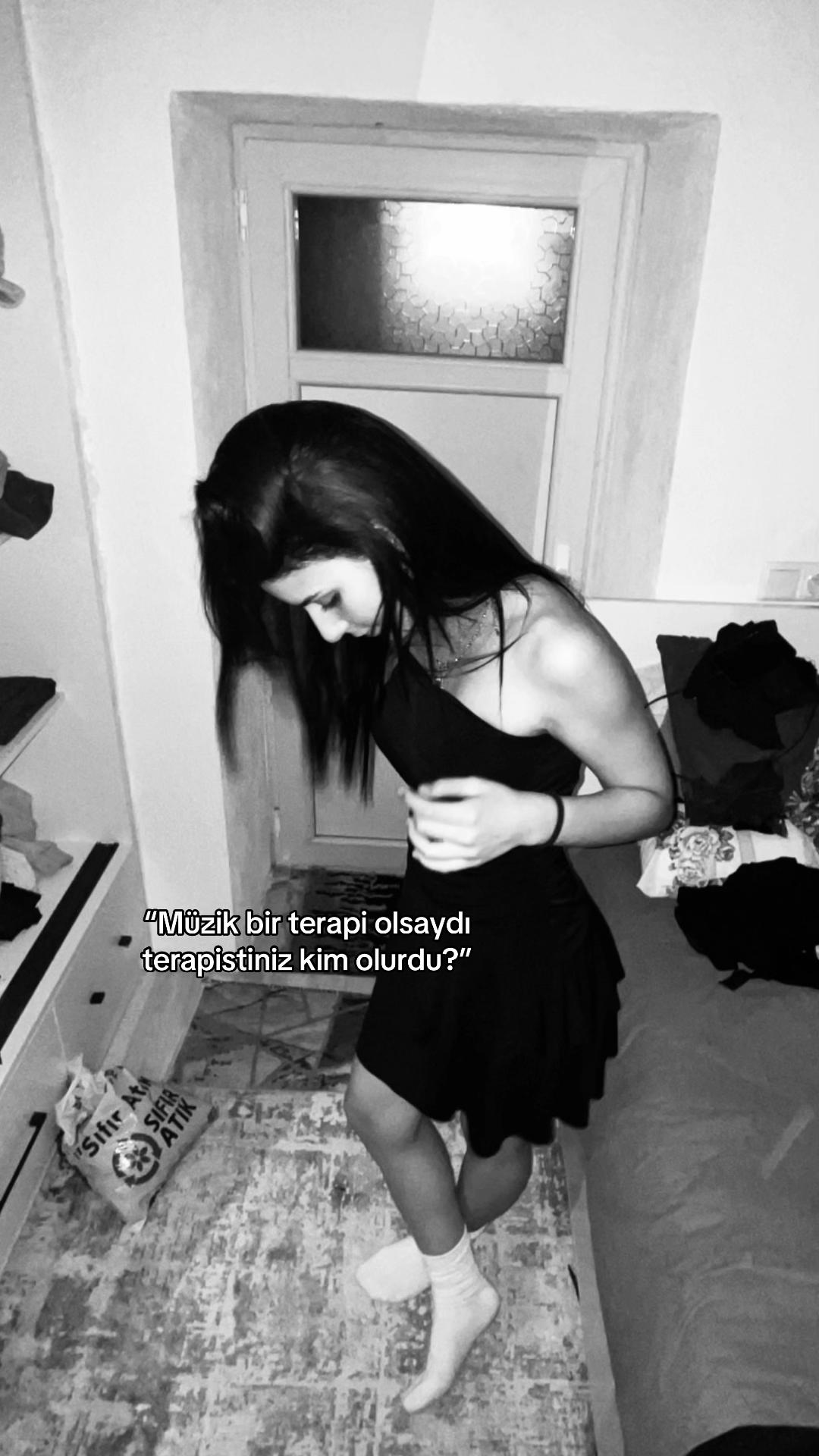 @Azranur G&uuml;l&uuml;ş🇹🇷