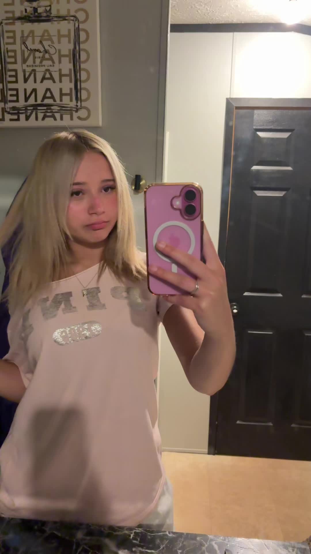 @⃟