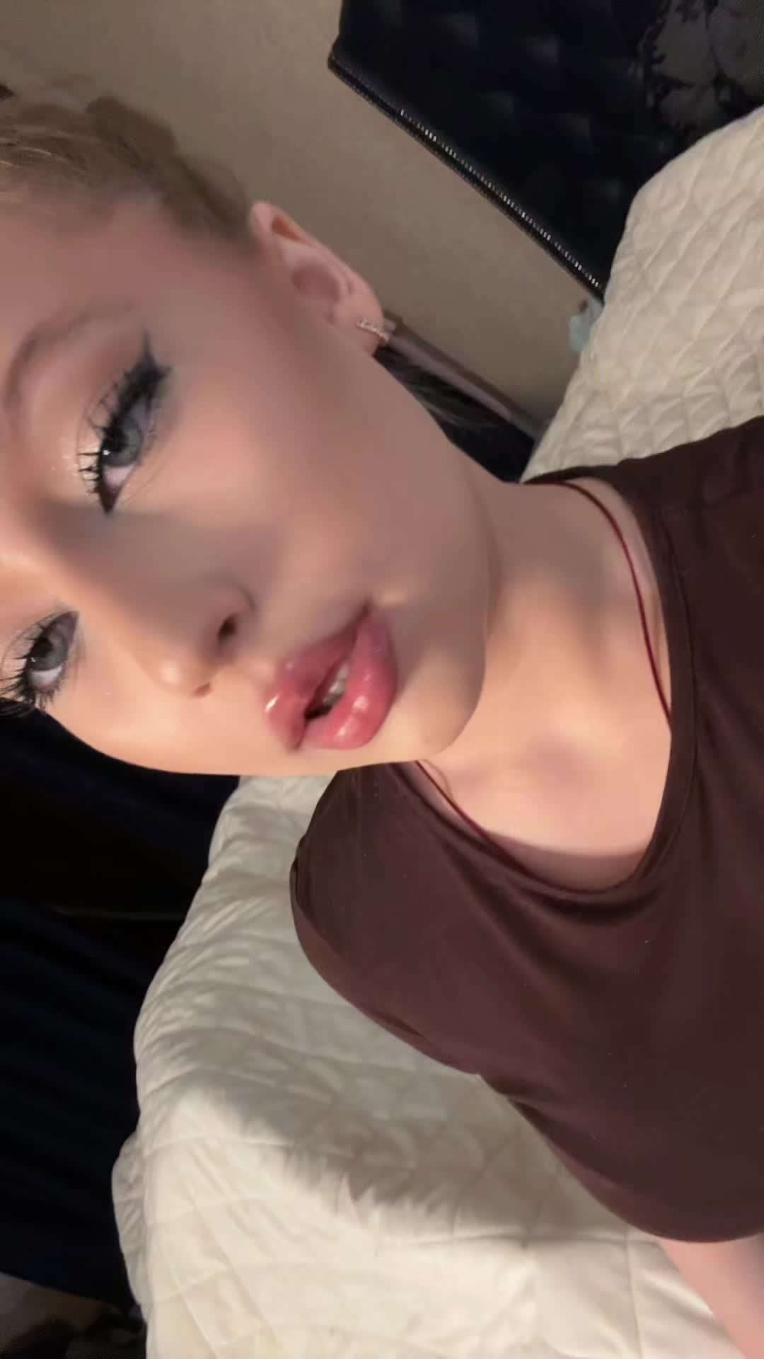 @😘😘