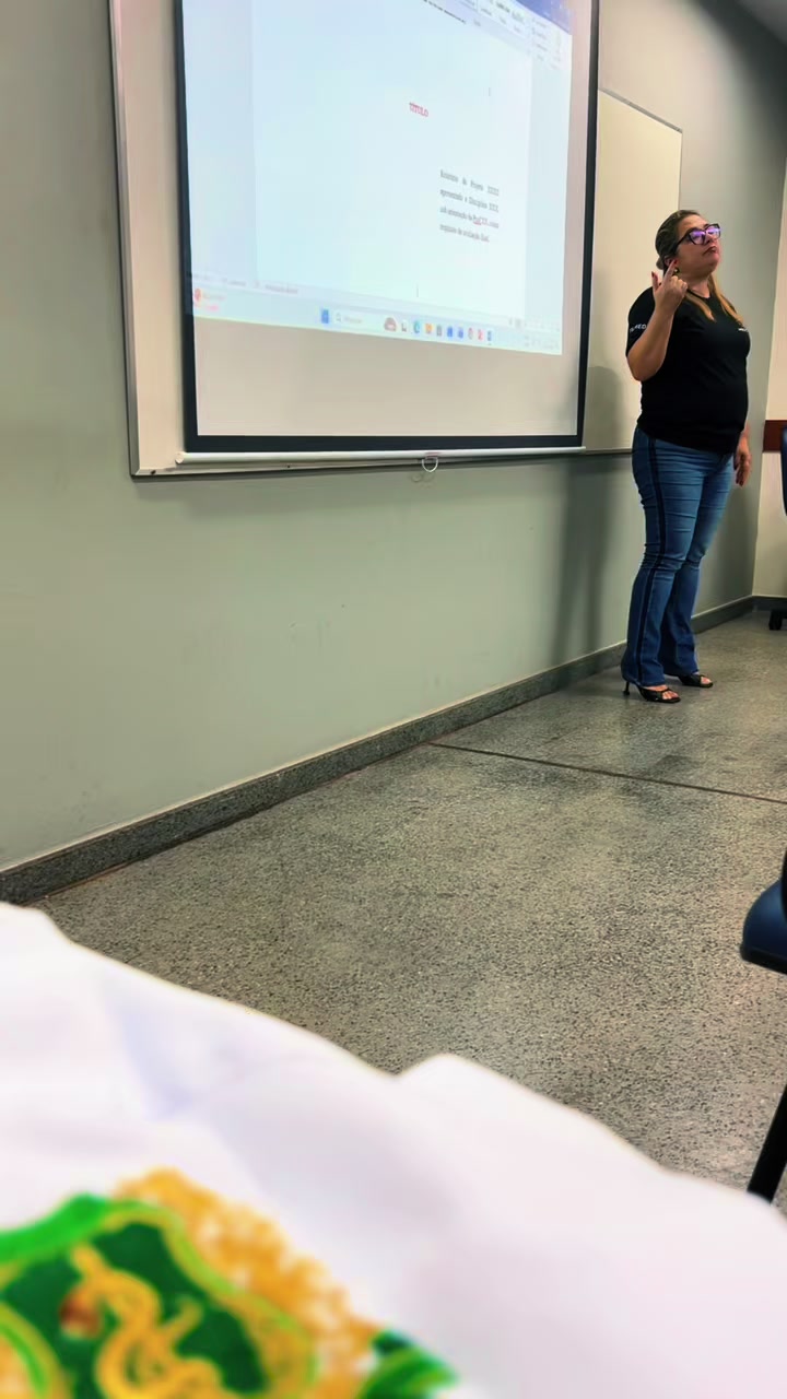 @Dr Cl&aacute;udio Castelo Branco