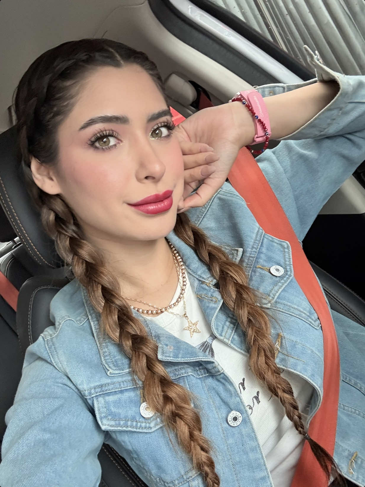@angela.yuriar