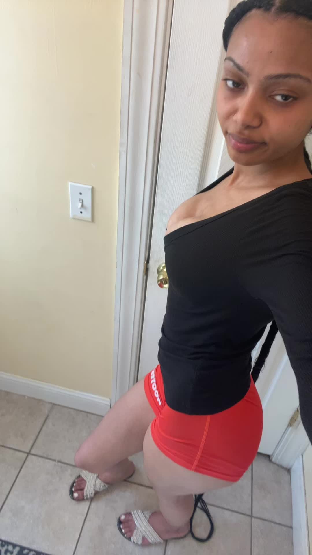 @️