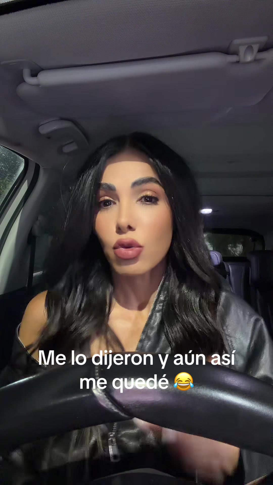 @Vanessaarias