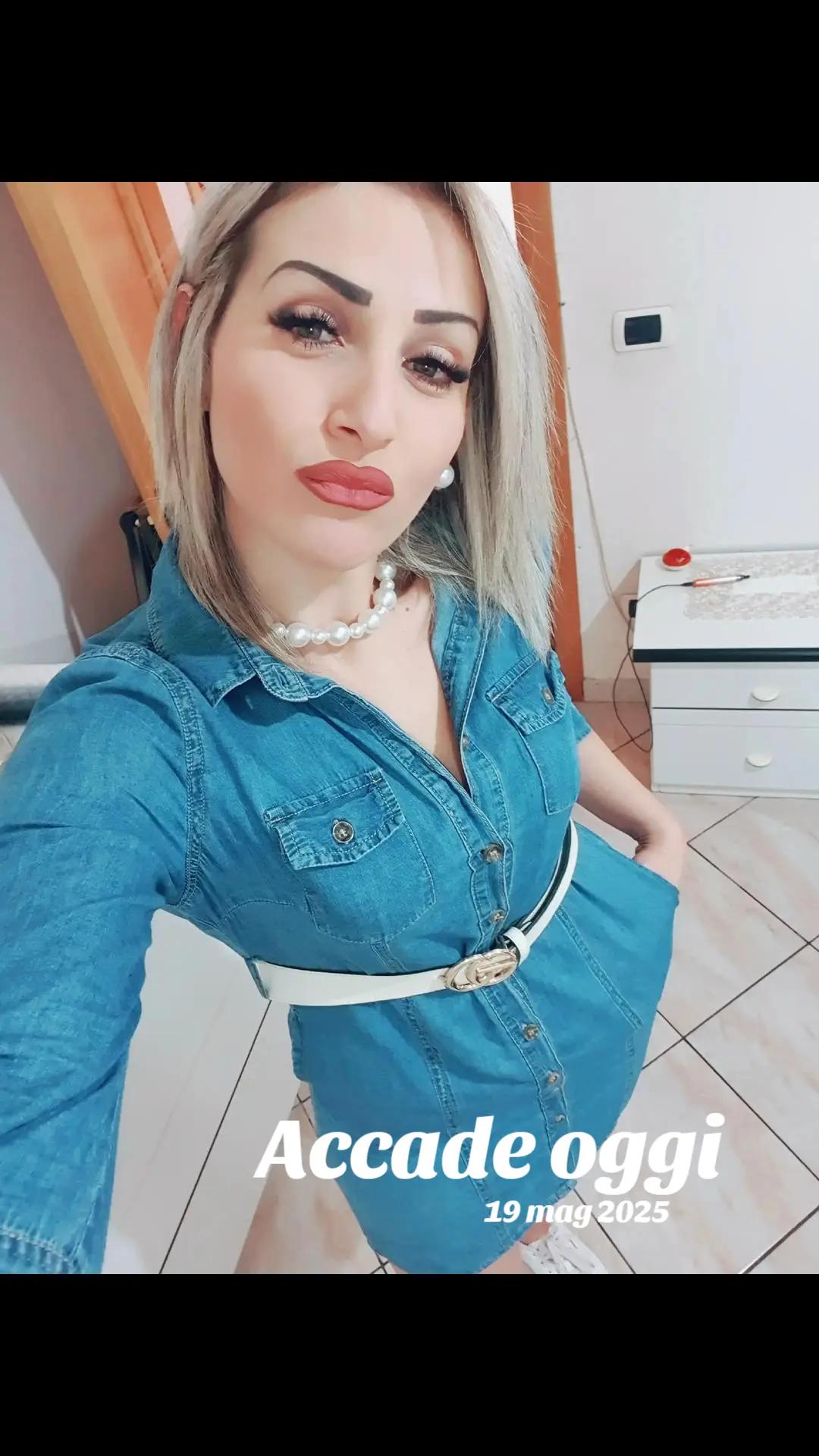@CETTY...👄👠👑🦁🔥💣