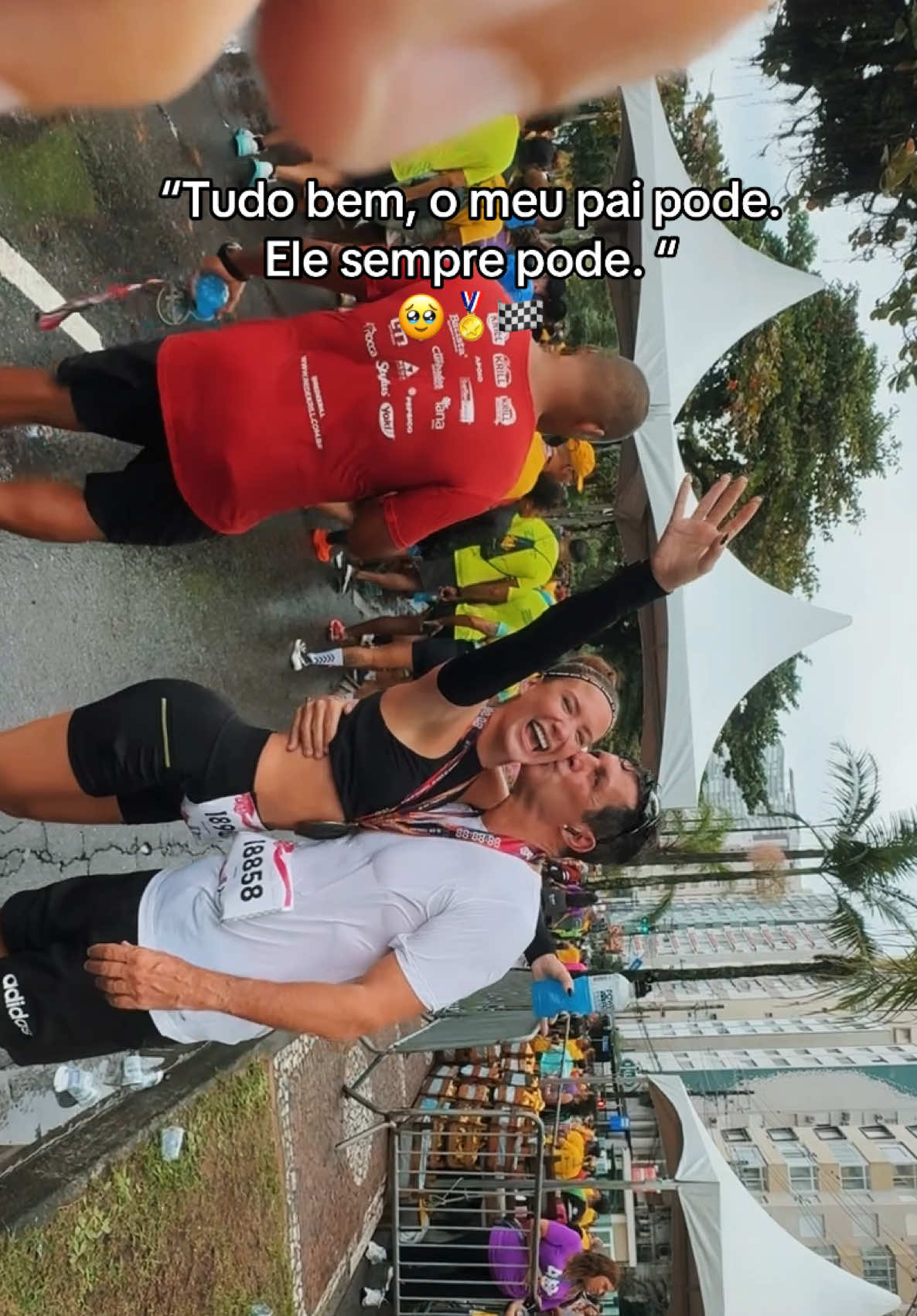 @Tha&iacute;sa Carvalho