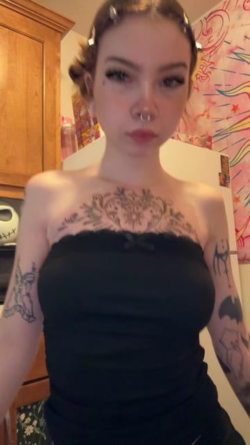 @xxvioletaddamsxx