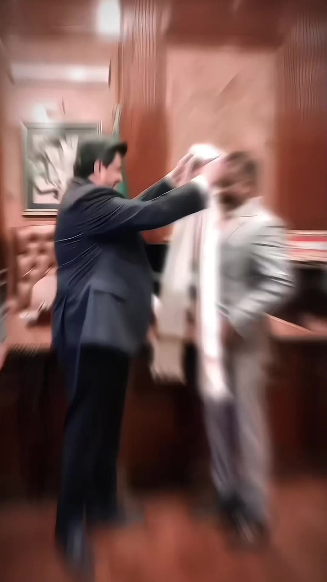 @Kamran Tessori
