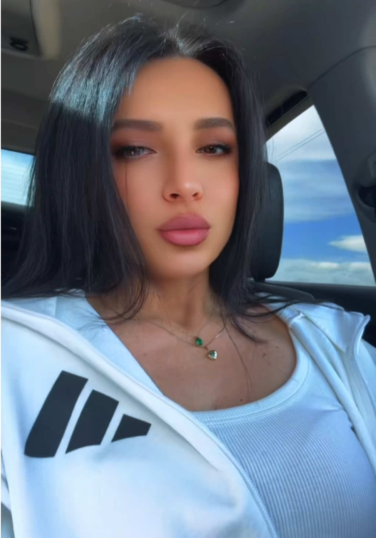 @Jenny💫