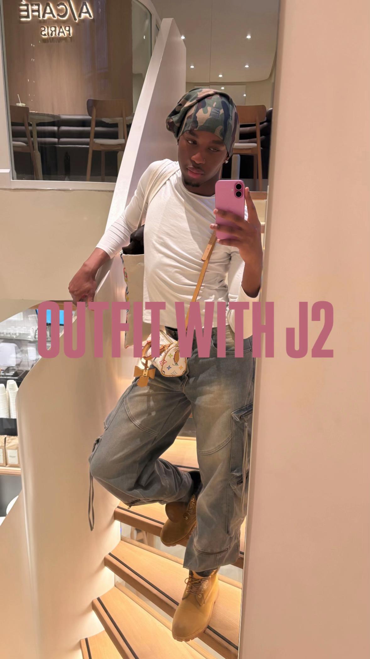 @J2 🌟