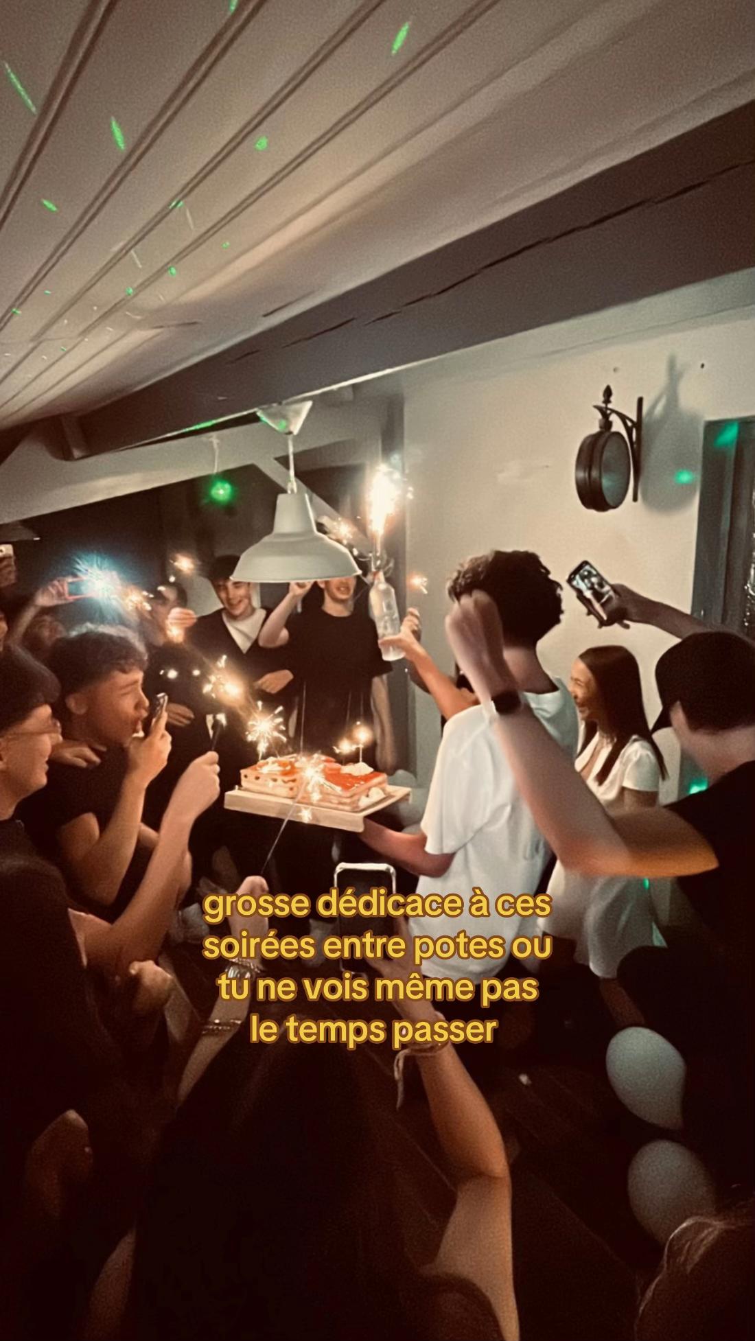 @𝐳𝐨𝐞🍋