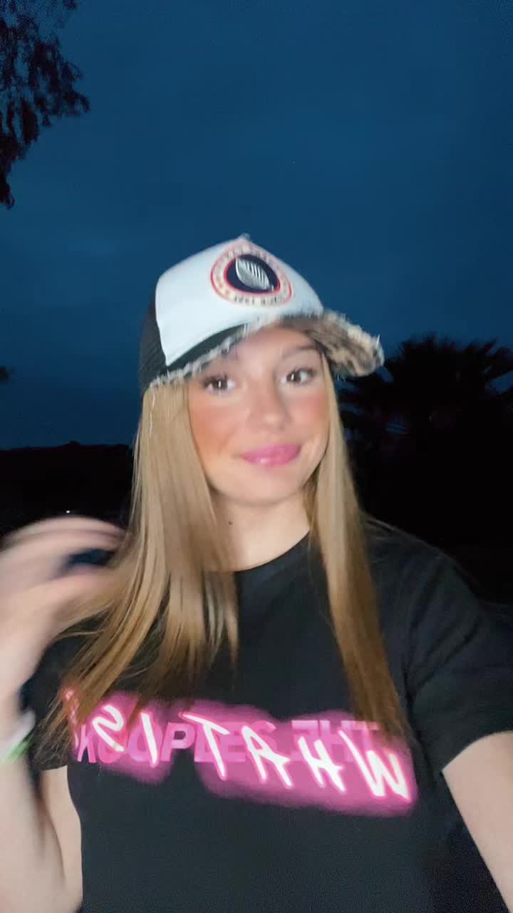 @𝑼𝒔𝒆𝒓𝒓.𝒍𝒆𝒏𝒂
