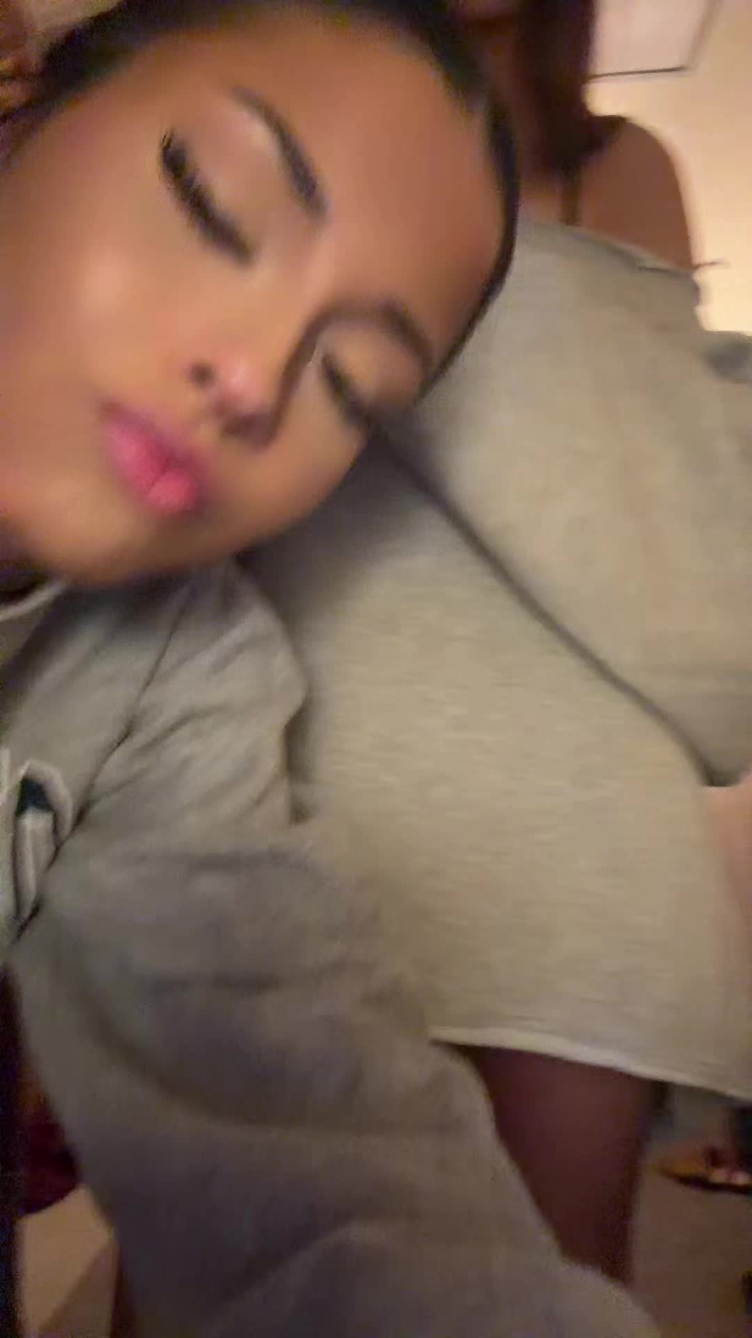 @👑