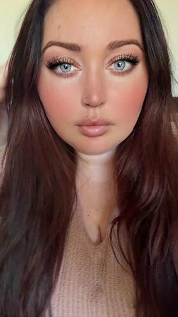 @Ariella Christine