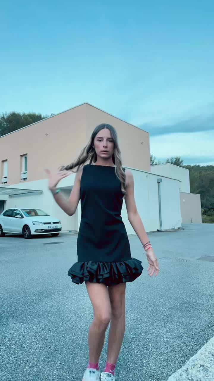 @tess_live973