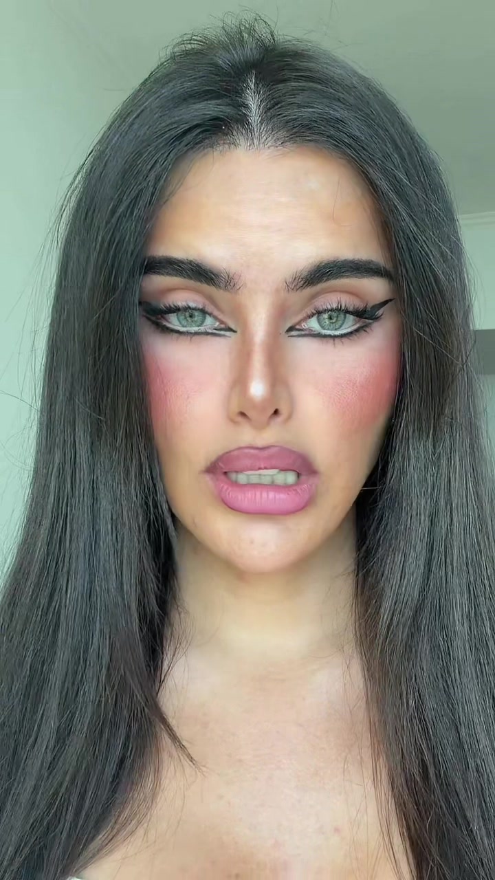 @halaalbouchi - هلا البوشي