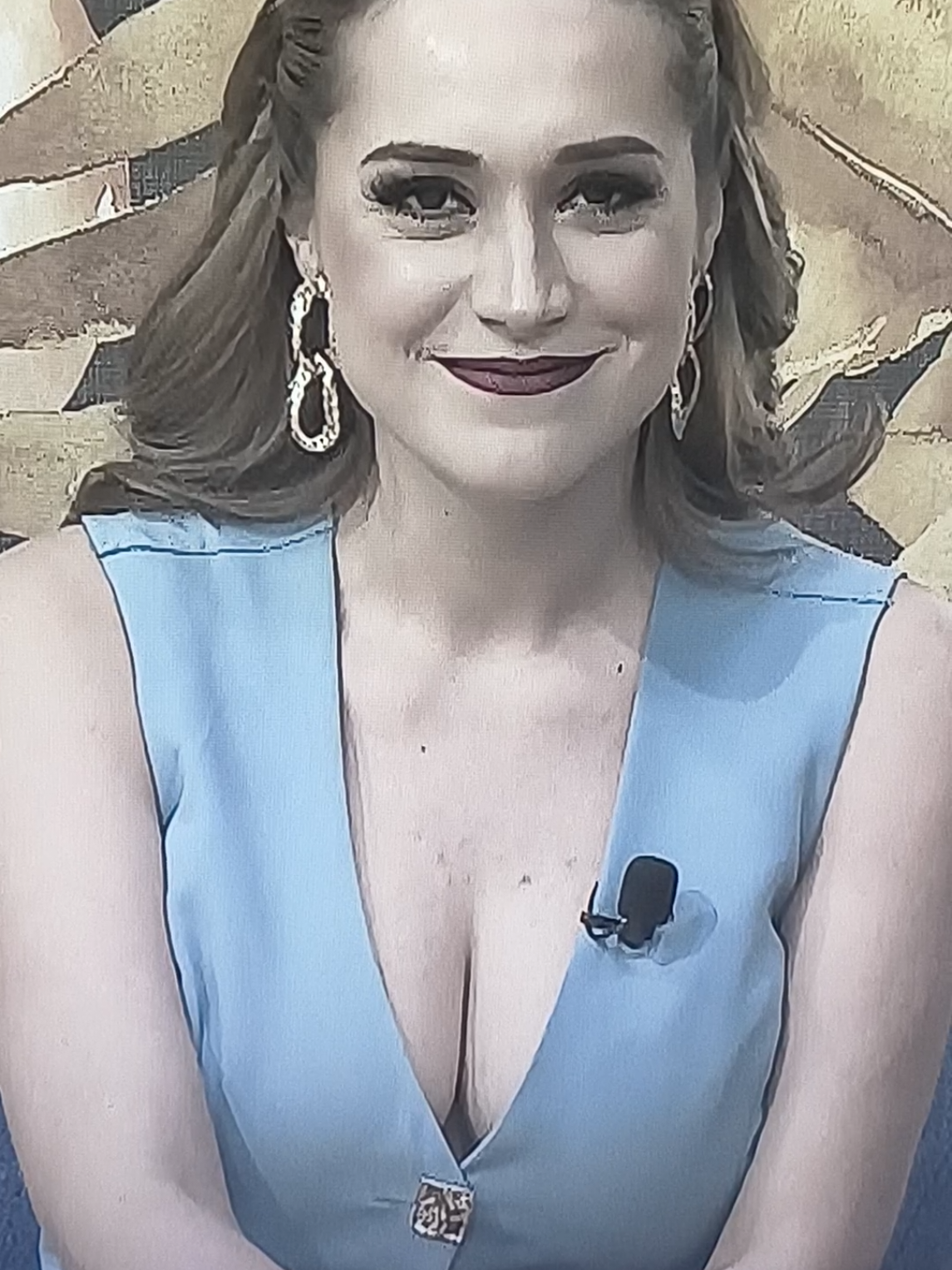 @chicastvguate